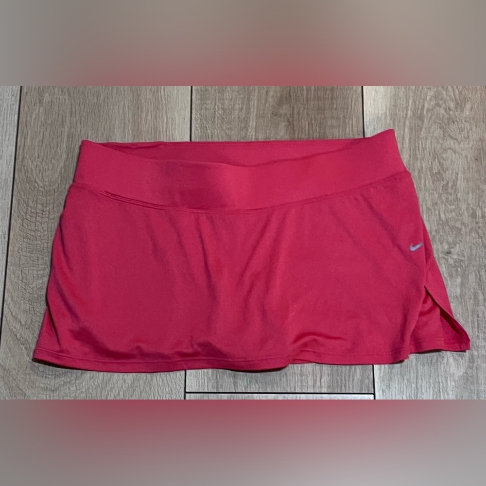 Vibrant Nike Dri fit Skirt with shorts